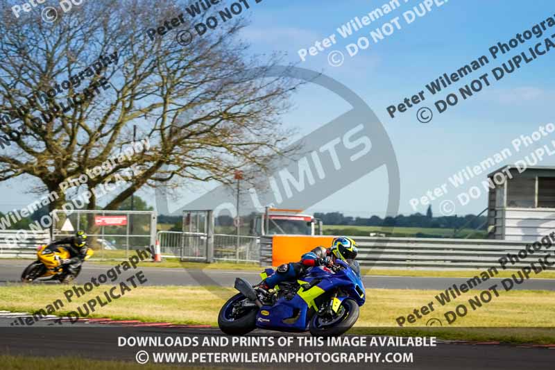 enduro digital images;event digital images;eventdigitalimages;no limits trackdays;peter wileman photography;racing digital images;snetterton;snetterton no limits trackday;snetterton photographs;snetterton trackday photographs;trackday digital images;trackday photos